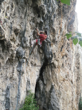 roman bayon climbing china