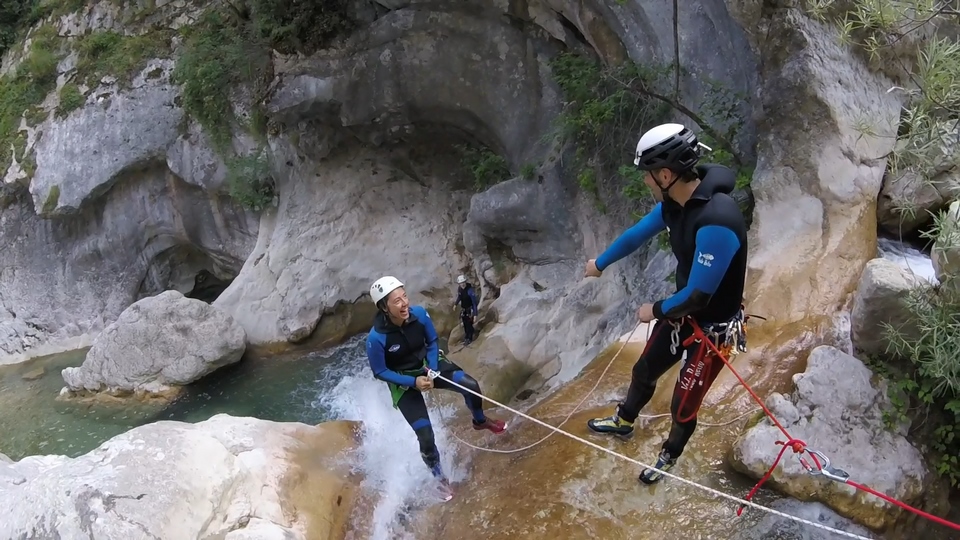 Abseiling canyoning in Les Gours du Ray near Nice