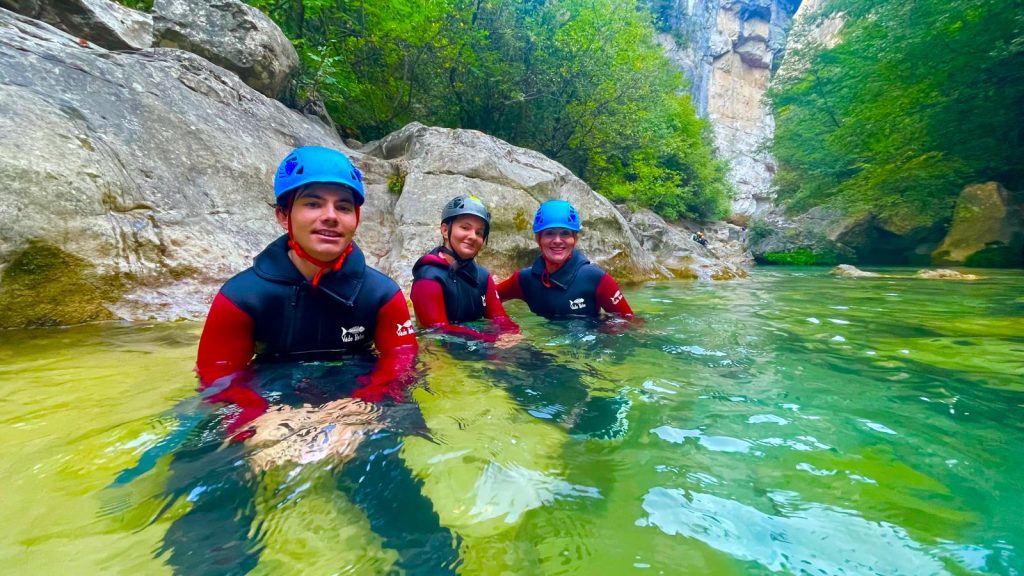 aquatic hike in the Gorges du Loup canyon nice cote azur