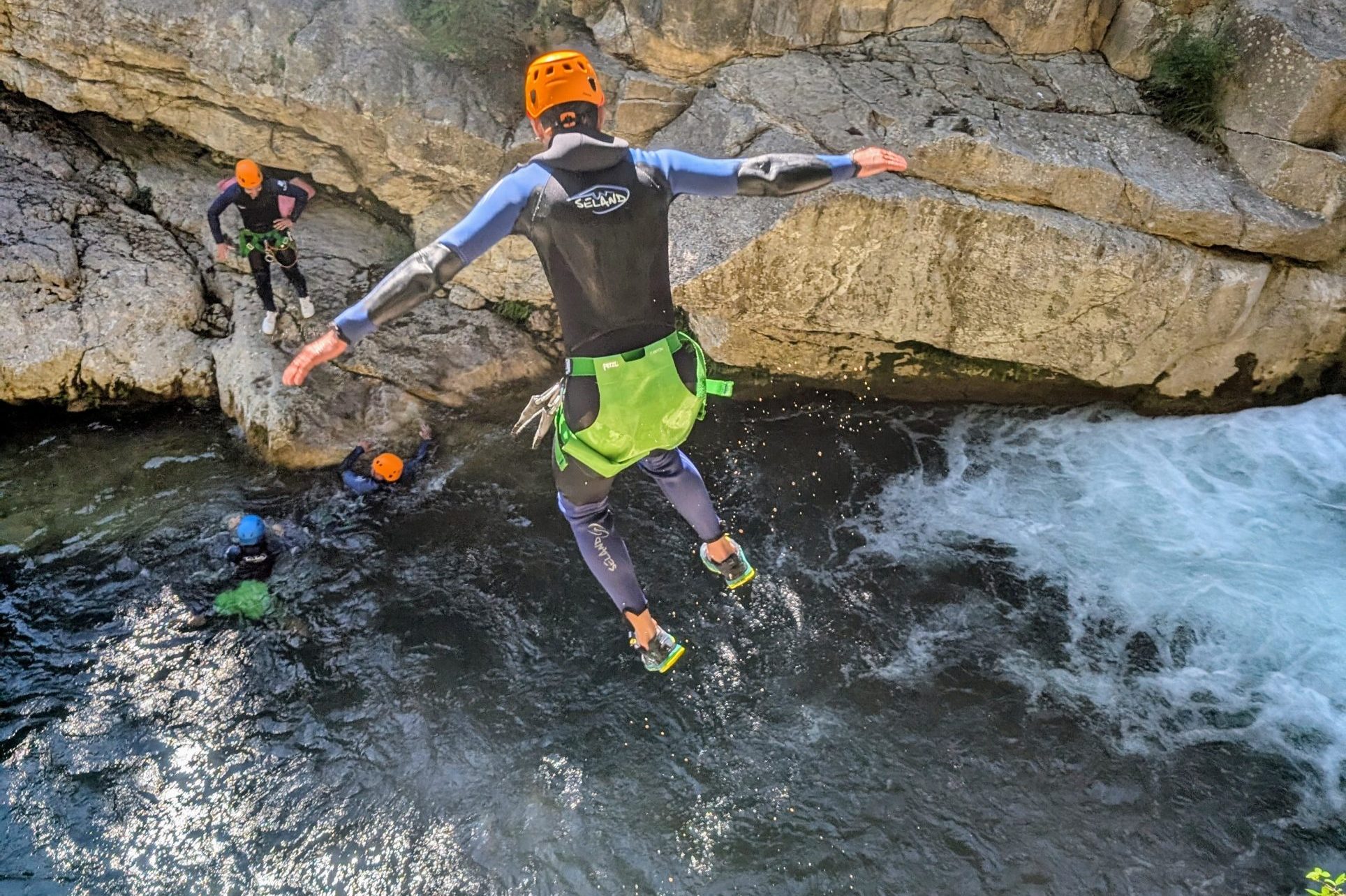 Gorges du loup last jump canyoning frejus var saint raphael 83