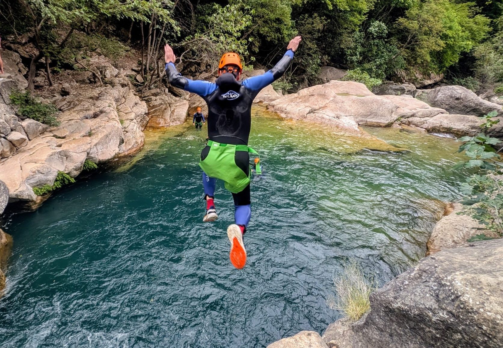 Jump canyoning in the gorges du loup canyon french riviera